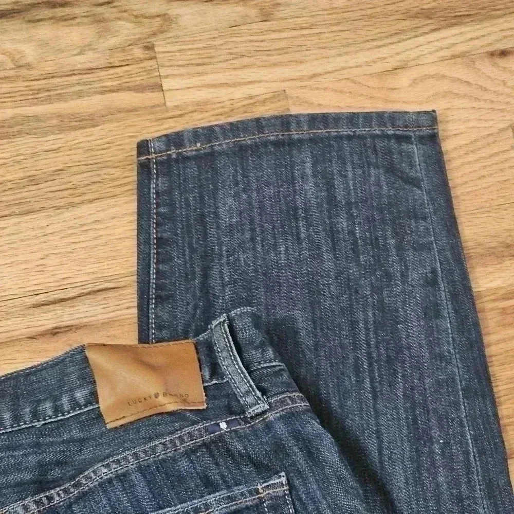 Lucky Brand 221 Original Straight Leg Straight Fit Jeans Size 38×32 NWT